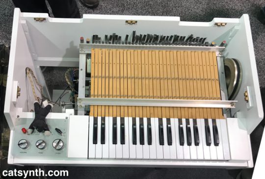 Mellotron m4000 online